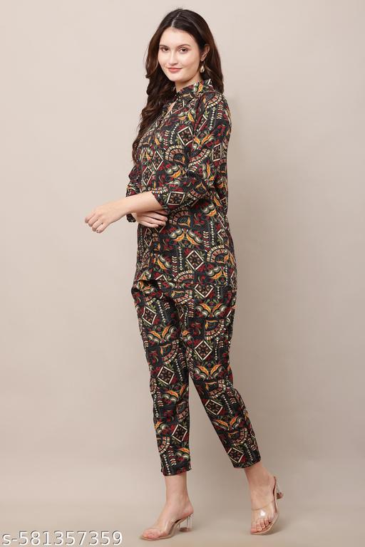 Multicolour Cotton Blend Stylish Printed Co Ords Set With Shirt Collar And Straight Pants For Women
